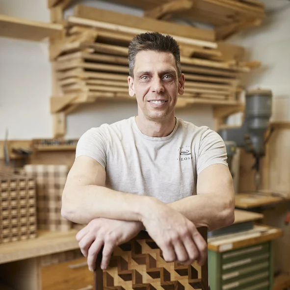 Seosa WOOD CRAFT Fabian Sens Seosa WOOD CRAFT Fabian Sens